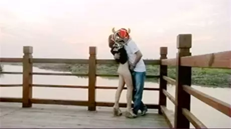 郊外别墅后入山财完美的炮友女神