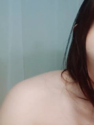 肉肉的姑奶奶~极品巨乳~阴道边上流下的奶特别像极了老公射进去的精液~假大鸡巴狂撸