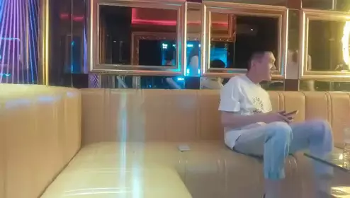 怨种探花ktv啪啪直接在KTV开干