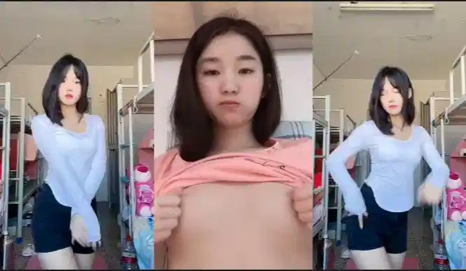 湖北咸宁职业技术学院【刘欣瑶】同学眼中的乖乖女实则已被开发调教成母狗，还被曝曾在男厕所自慰